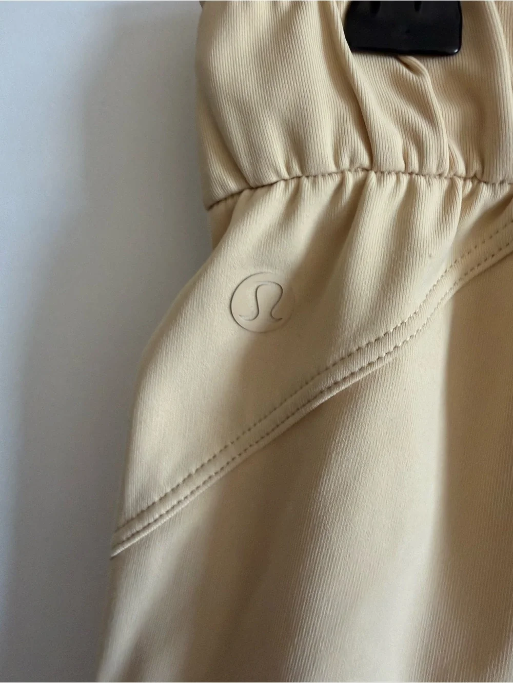 LULULEMON Keep Moving Jogger Pants Trench Butter Yellow Size 4